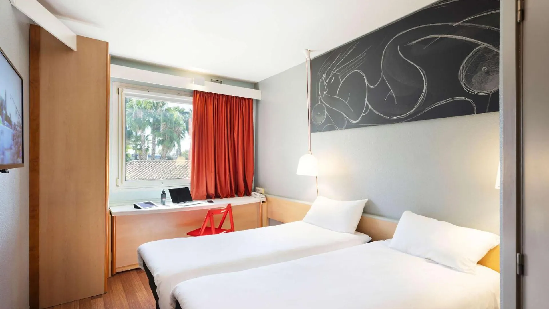 Hotel Ibis Sevilla Spain